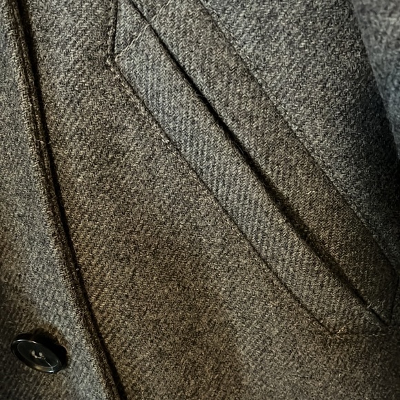 & OTHER STORIES Double Breasted Bouclé Coat - Picture 2 of 11